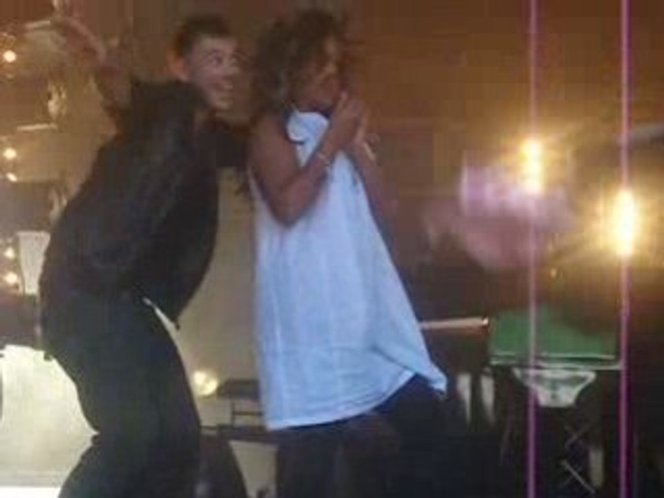 Amel Bent - Imite Mariah Carey