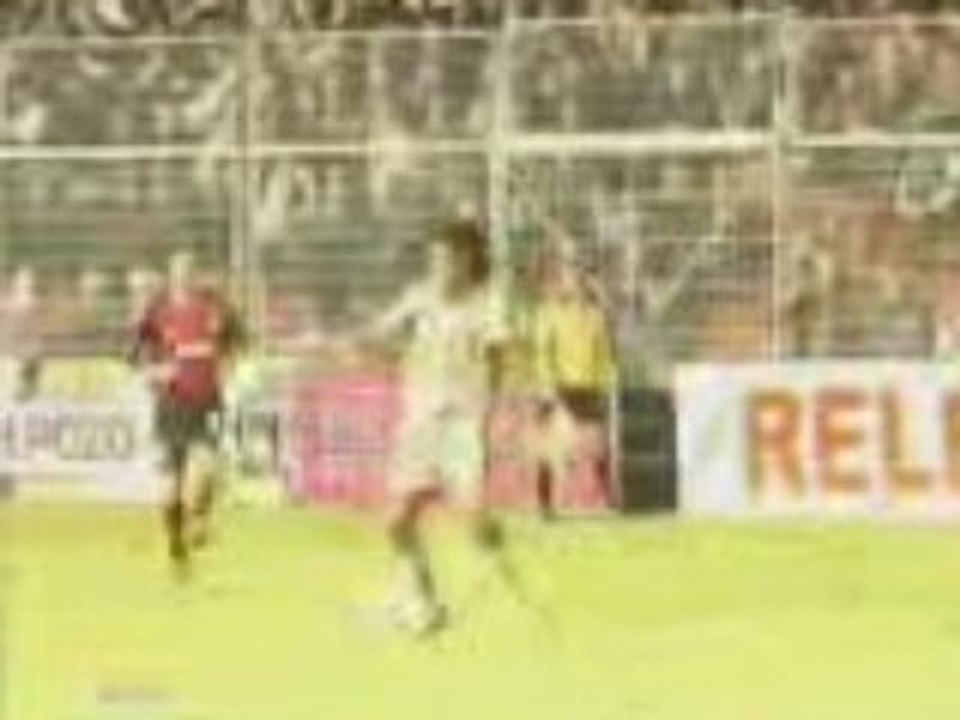 ronaldinho vs cristiano ronaldo