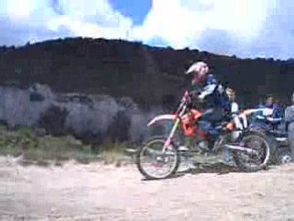 CLIP0025