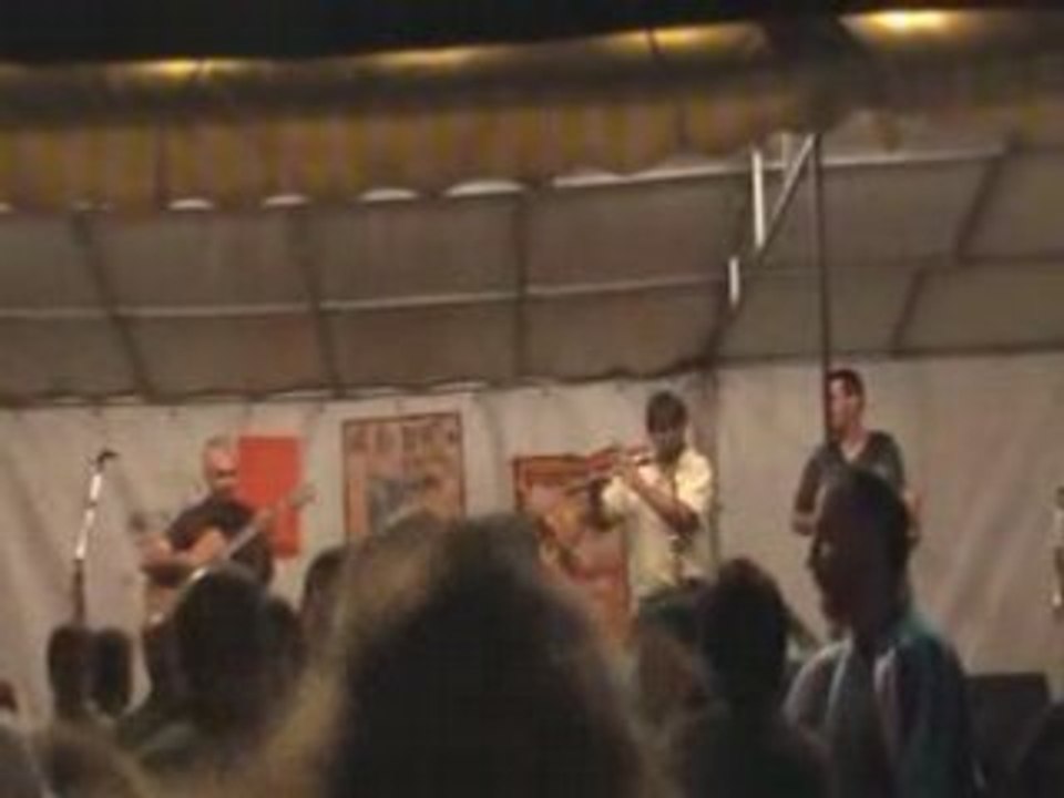 Carré Manchot Fête du lac Fest Noz Mûr