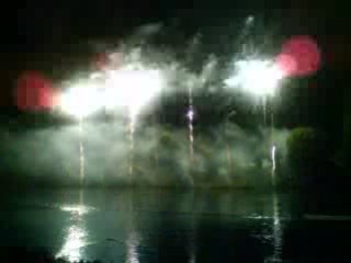 Feu d'artifice pouzay 15 aout 2008 1/2