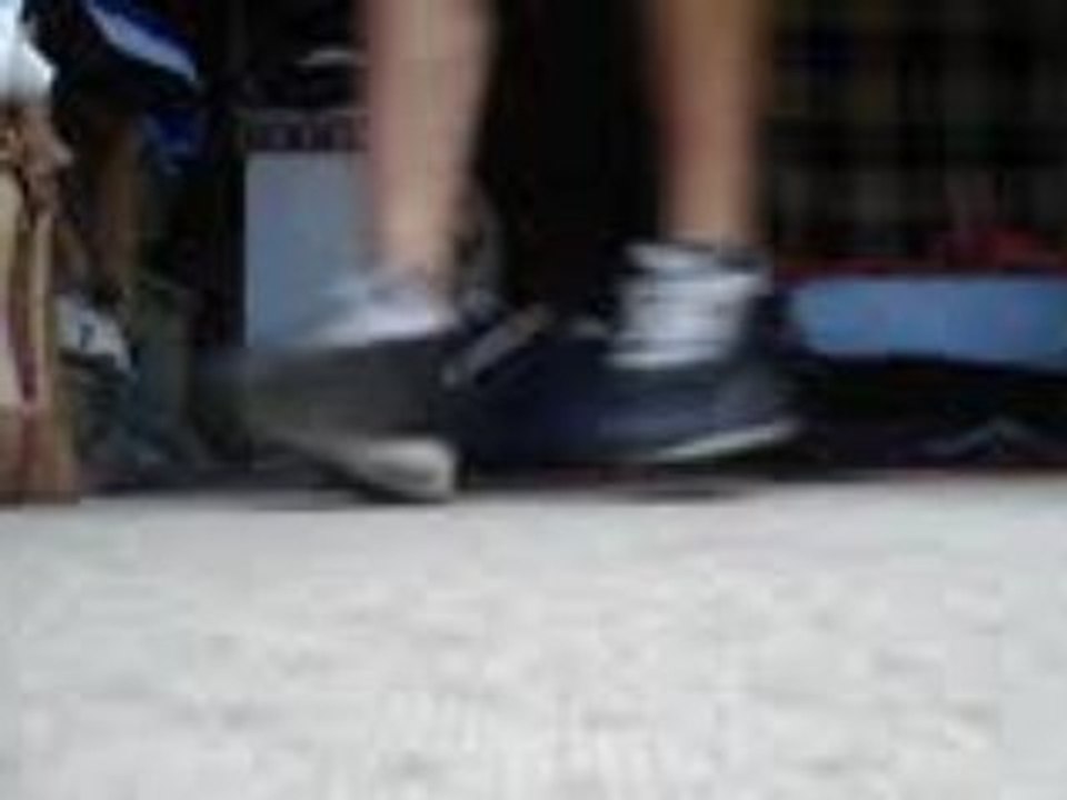 Elynas c walk