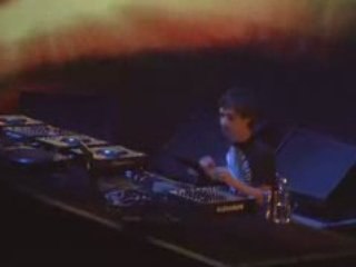 Astropolis 2008 - jeudi 14 - Bunker Palace 1 - Surkin