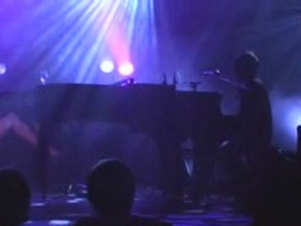 Astropolis 2008 - vendredi 15 - Bunker Palace 2 - S. Tellier