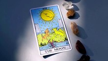 El vidente de los famosos: consulta de tarot telefónico para resolver tus dudas personales hoy