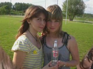 iLs f0nt partient de mes s0uriires &&. de mes Pleurs