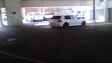 R32