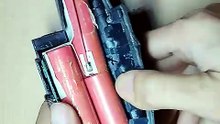 What is inside a laptop battery 😲