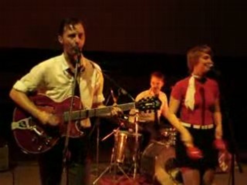 The Montesas Cour des Ursulines 16 Août 2008