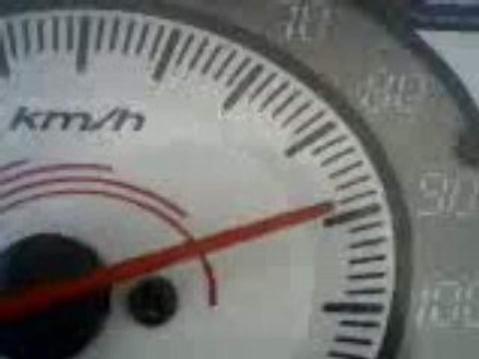 Alex va a 102.5