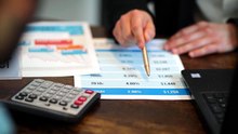 Can you drive a car with comprehensive insurance ?