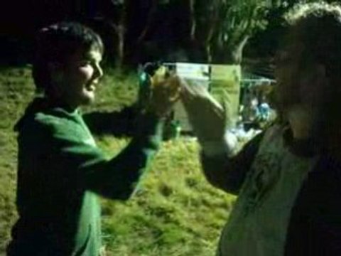 Check de Gro et Manu sur le camping des Vieilles Charrues