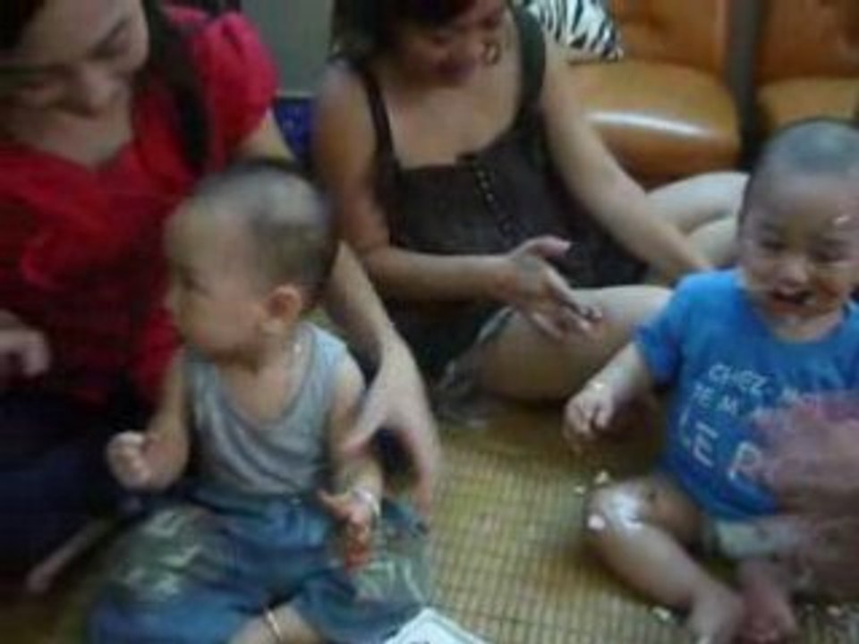SN dau tien cua NK o nha bac Tuan tin 17-8 209