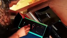 UNBOXING DE MA MOTO ÉLECTRIQUE À PRÈS DE 13 000 $ ! 📦⚡