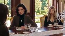 The Day I Got Divorced, My Billionaire Mom Found Me