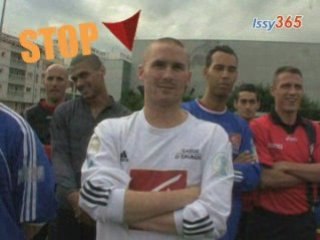 Surprise, l'équipe va être gérée par les internautes !