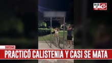 Se puso a practicar calistenia en un parque público... ¡y casi se mata!