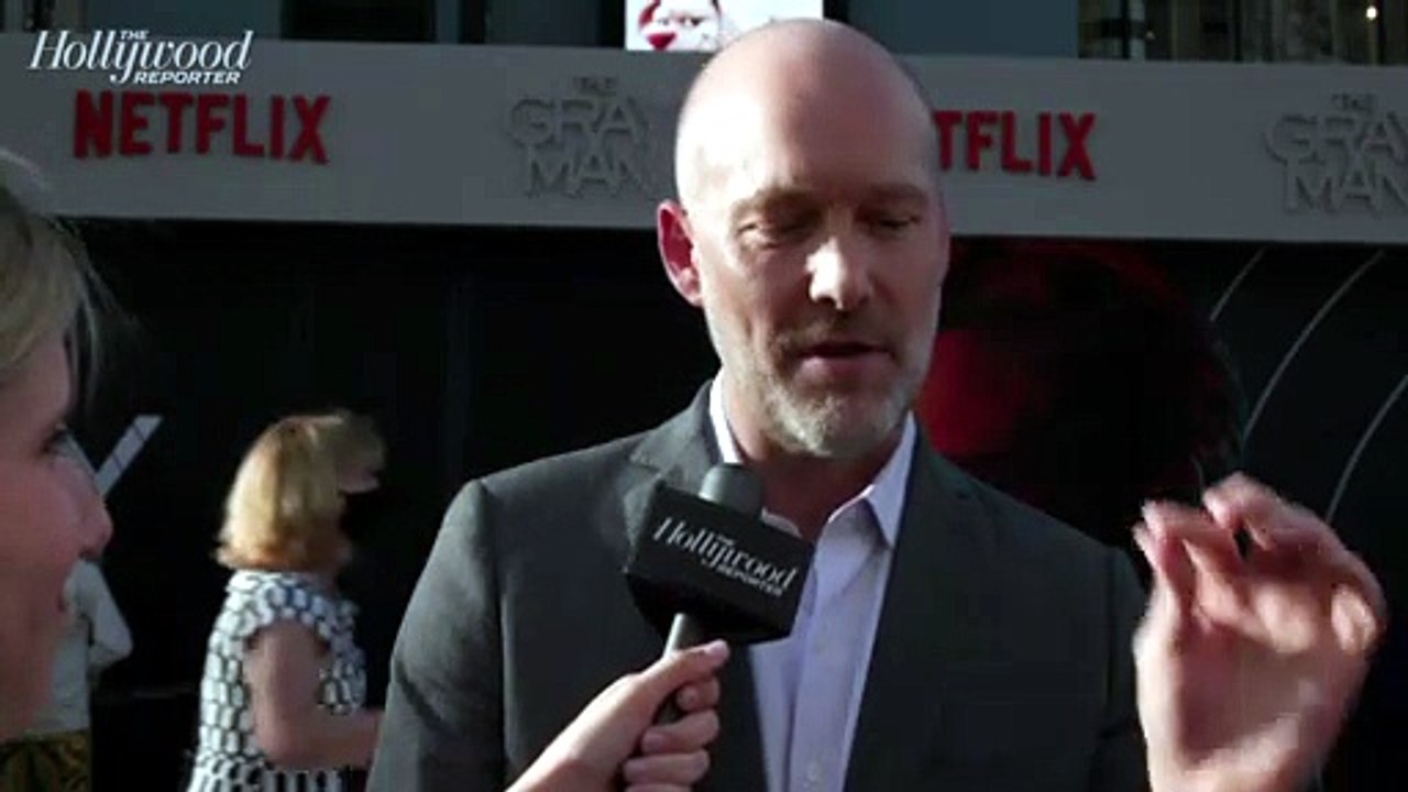 'The Gray Man' Writer Stephen Mcfeely On Writing With Joe Russo, Real ...