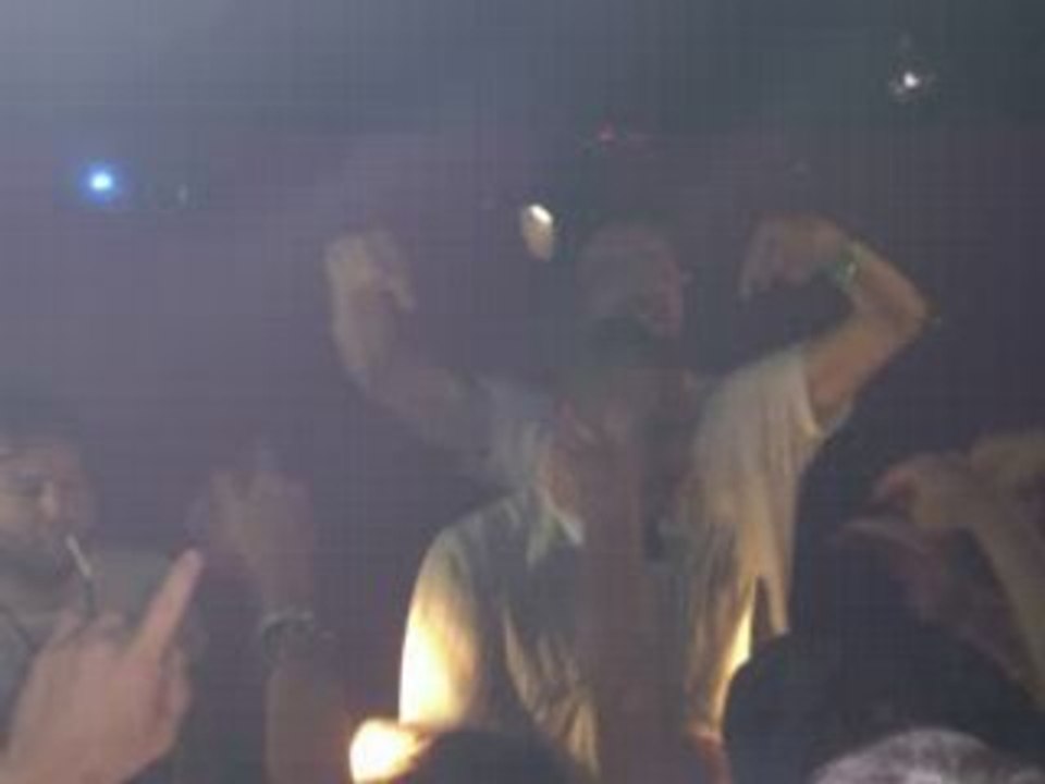 DJ Mehdi - Début de DJ-Set @ Edbanger Party Astropolis 2008