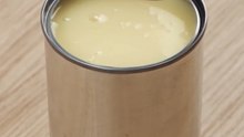 I mixed blackberry gelatin with condensed milk and made this delicious recipe!