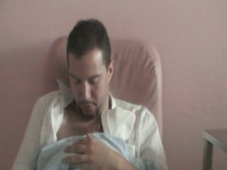 Premier calin avec papa