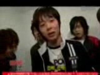 DBSK Micky impersonating Rose from Titanic_(converted)