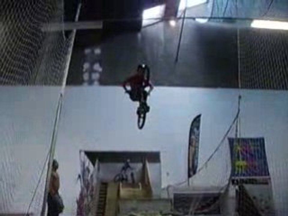 Condor to whip lolo