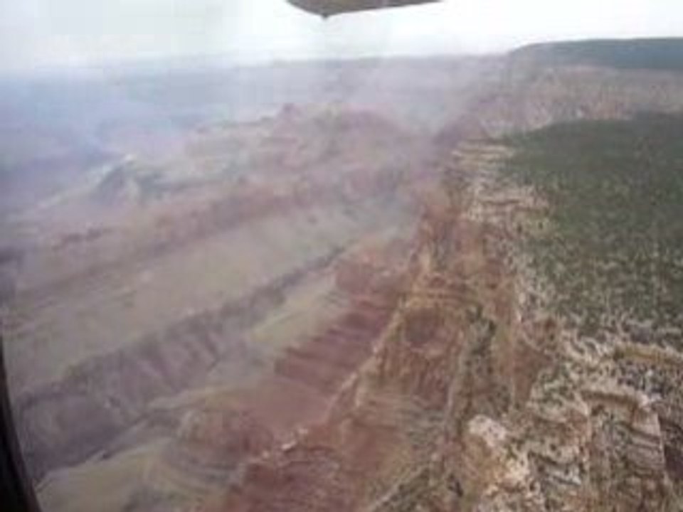 Vue aerienne au Grand canyon 2008