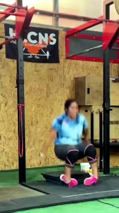 Box jump fail vs box jump pro - Vidéo Dailymotion
