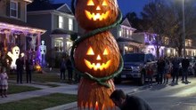 This giant Halloween pumpkin firework is incredible! 🎃💥 Watch until the end for the amazing explosion in the sky!