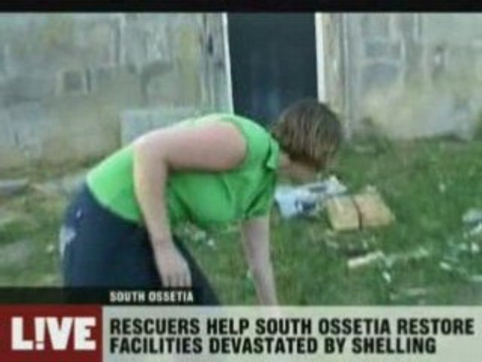 Rescuers help Ossetia