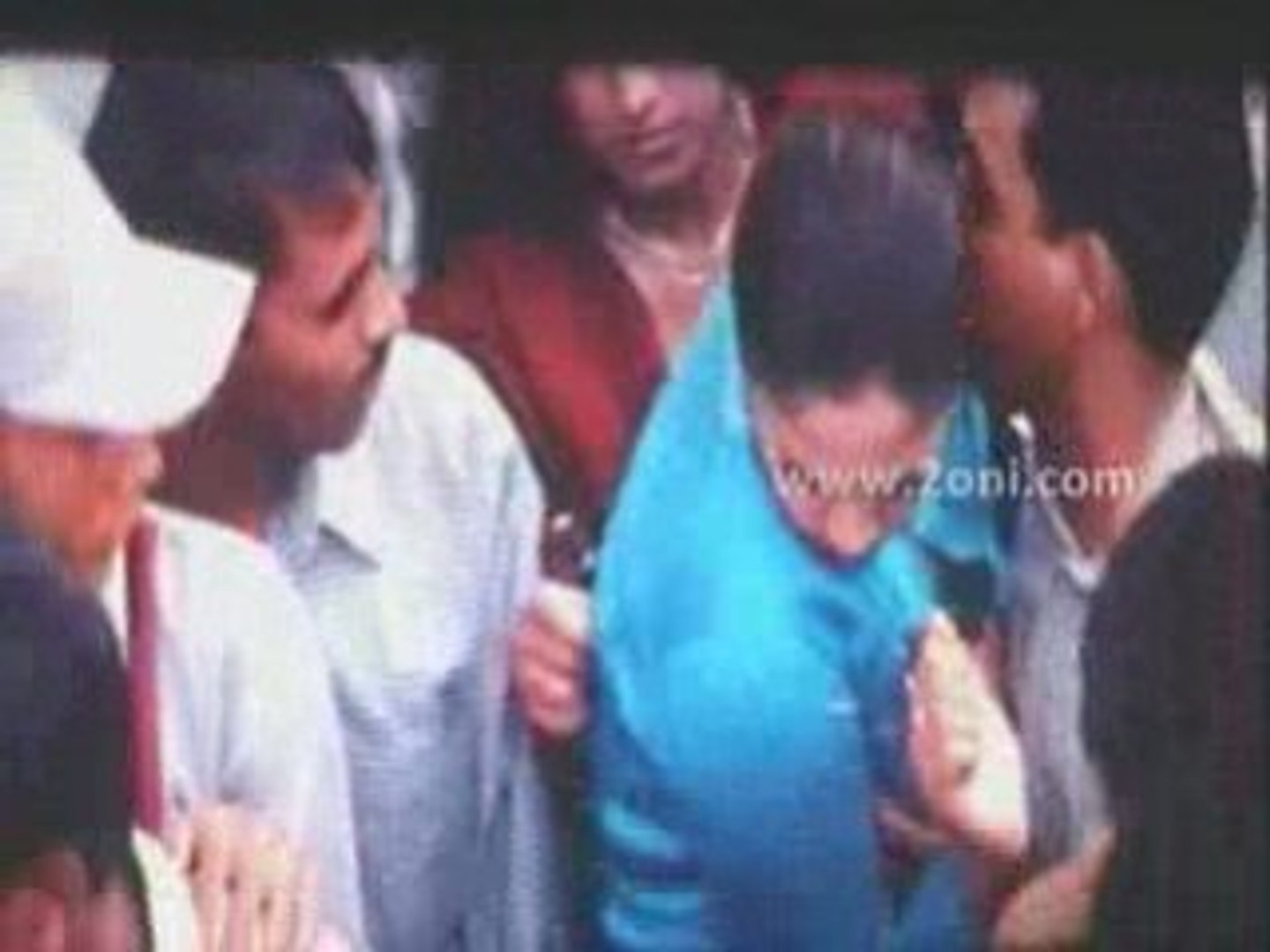 jyothika private parts touched in crowded area - video Dailymotion