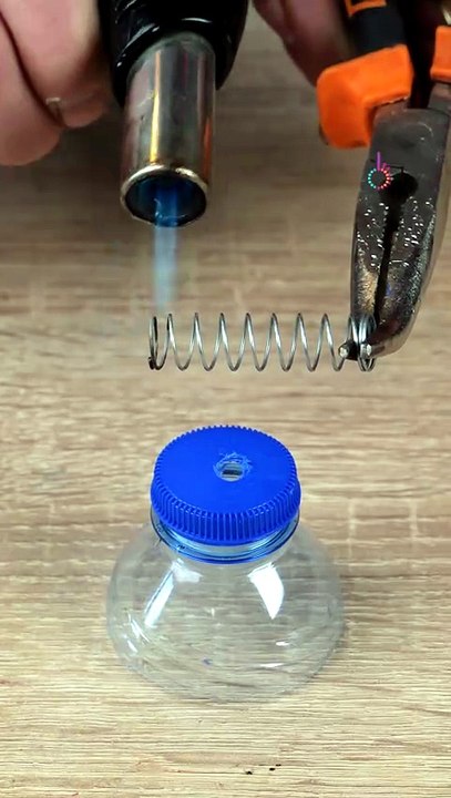No more dust while drilling with this hack - video Dailymotion
