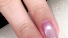 Soft girly cat-eye gradient nails with crushed diamonds