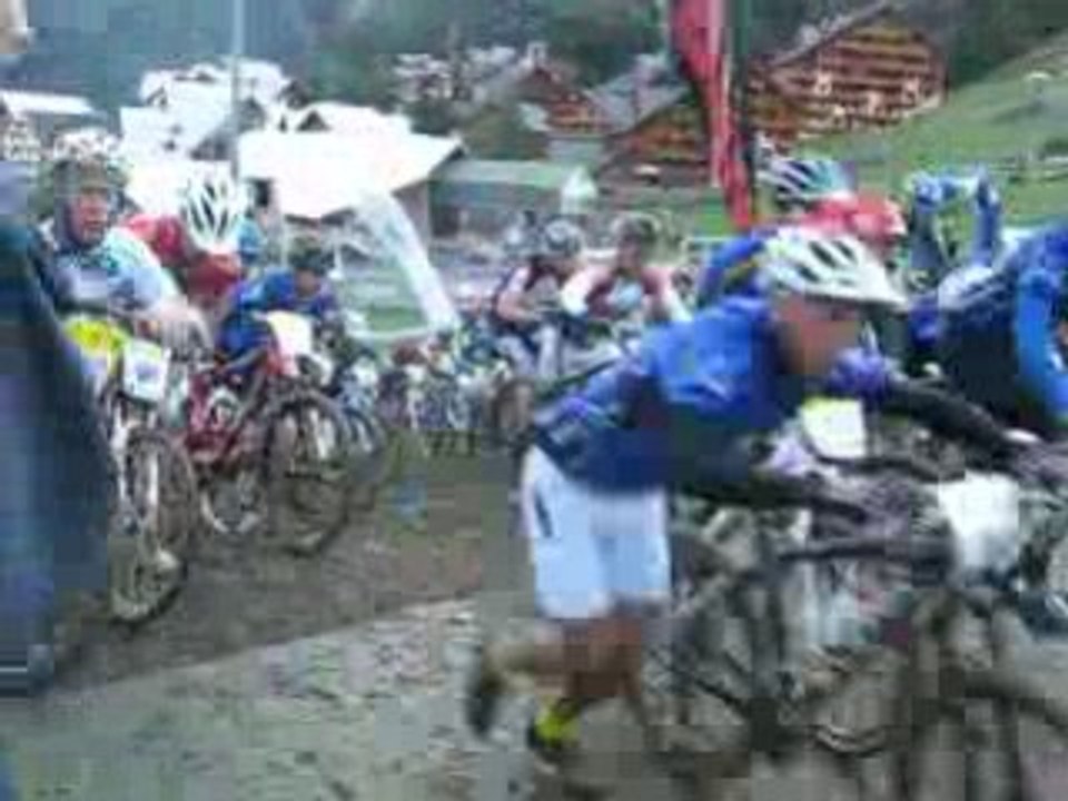 départ open coupe de france vtt Oz en oisans