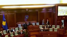 Парламент Косова избрал президентом Юстину Широка-Пулью. Досрочных выборов удалось избежать