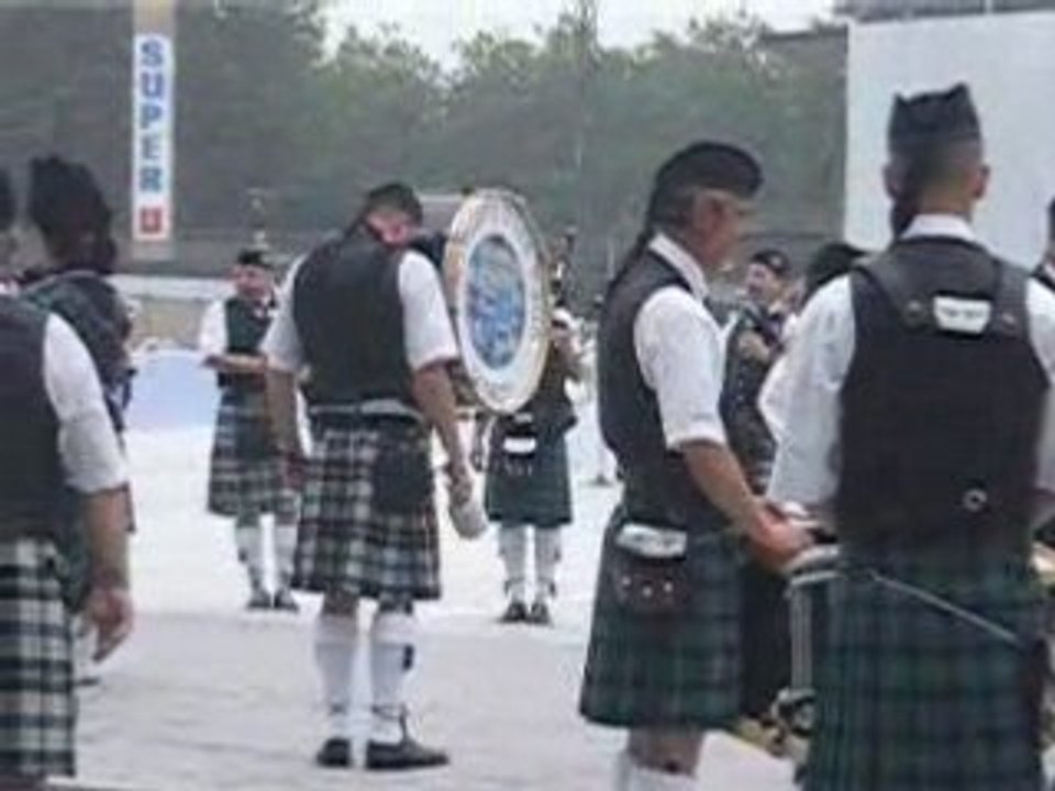 FIL 2008 LORIENT GRANDE PARADE ,arrivée au stade.