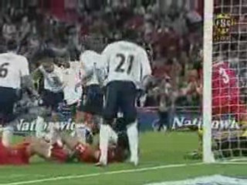 England 2 - 2 Czech Republic Goal: Joe Cole