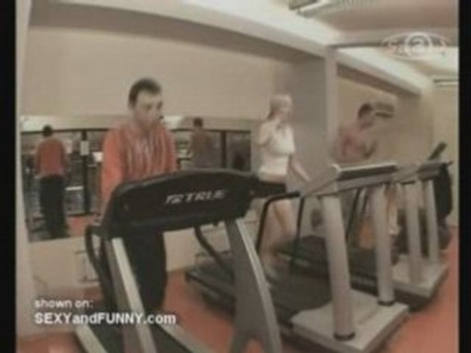 Surpris sur un tapis de course