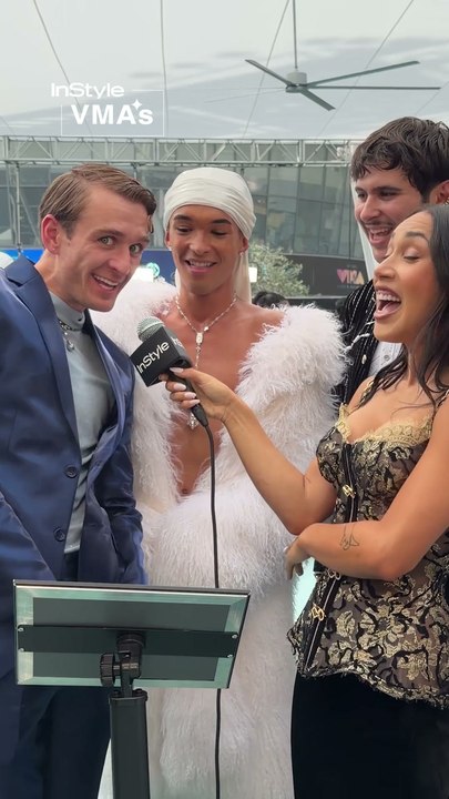 Carter Kench, Ashton Ray, and Asher Lieberman on the VMAs Red Carpet ...