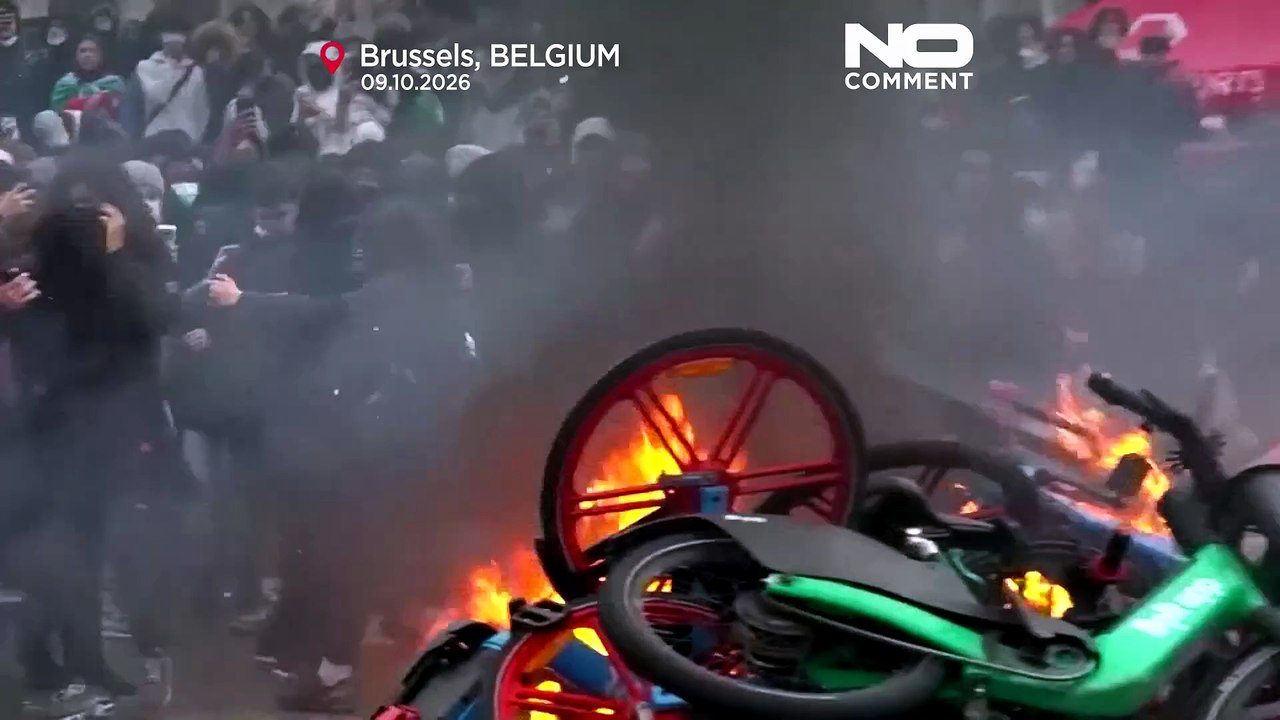 Brüssel: Polizei stößt mit Demonstrierenden zusammen bei Protest gegen Sparpläne