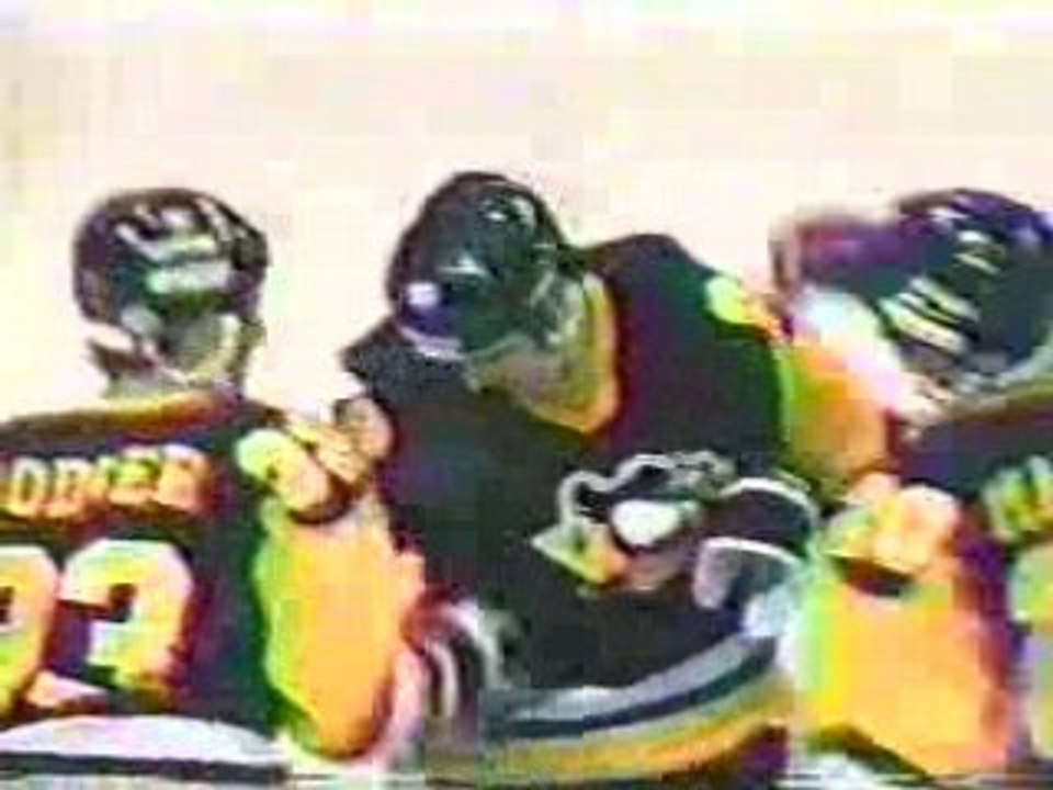 Mario Lemieux first NHL Goal hockey