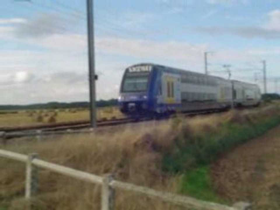 Automotrice Z 23500 ( TER 2N).