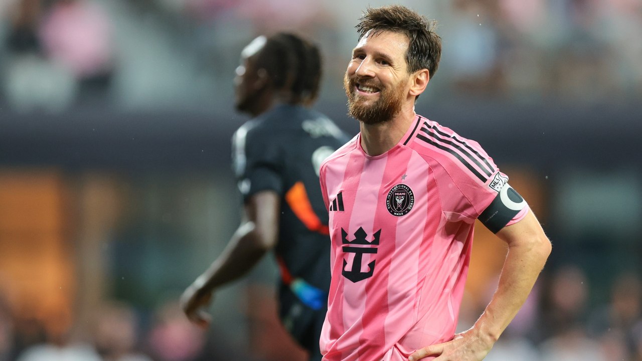 Lionel Messi's National Team Retirement: An Iconic Moment
