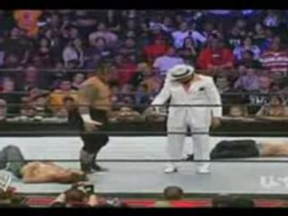 UMAGA (WWE RAW) vs STEVE-O (JACK ASS)
