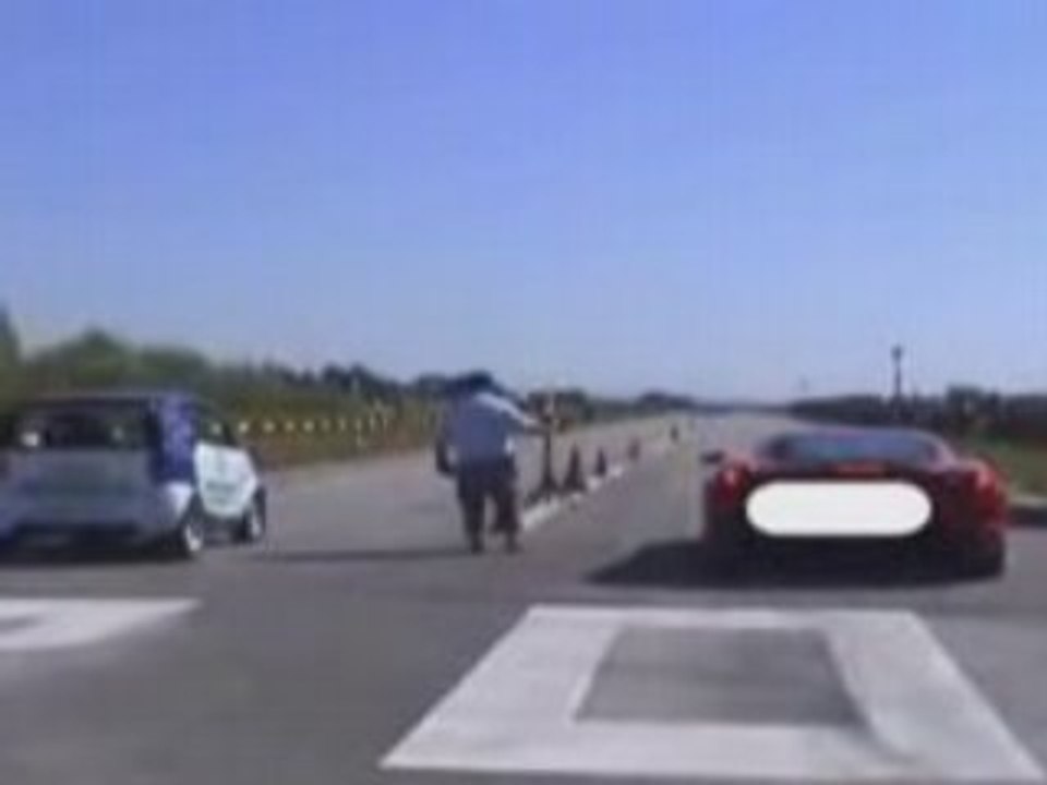 Smart  Diablo vs Ferrari F430
