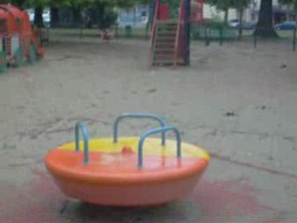 Moulins le complot gris