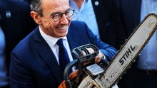 Mélenchon se moque des autres candidats à la présidentielle