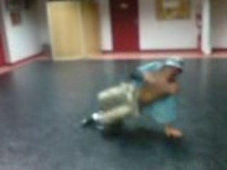 Découvrez le Chelo Le Dragon Rouge : Un Instrument Unique et Élégant 🎶