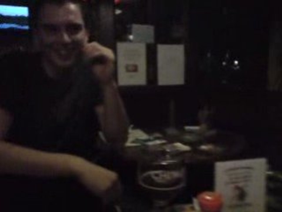 l'équipe de l'Auberge de la Ferme au Roy de la bière